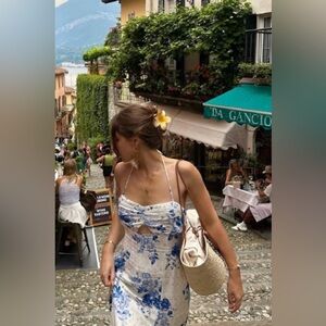 New with Tags Zara White Blue Floral Midi Dress Size M